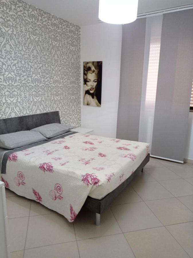 Casa Vacanza Sofy Brindisi Exterior photo